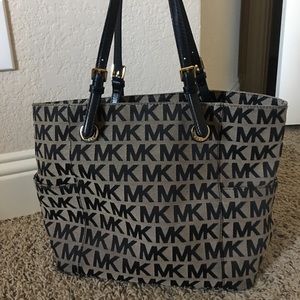 Jet Set Travel Tote